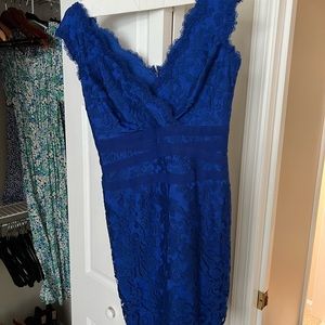 Tadaji Shoji size 6 dress
